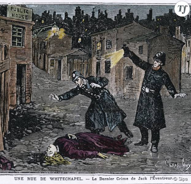 La découverte d'une des victimes des meurtres de Whitechapel, 1888 . 