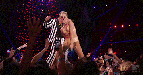 Miley Cyrus gif twerk