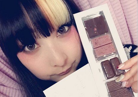 Avoir l'air malade, la tendance maquillage bizarroïde au Japon