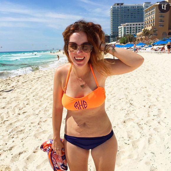 Rachel Hollis, la maman à l'aise dans son corps en bikini qui affole le web