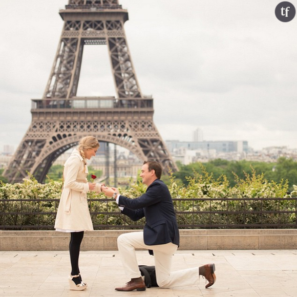 la très romantique Tour Eiffel pour un grand oui.