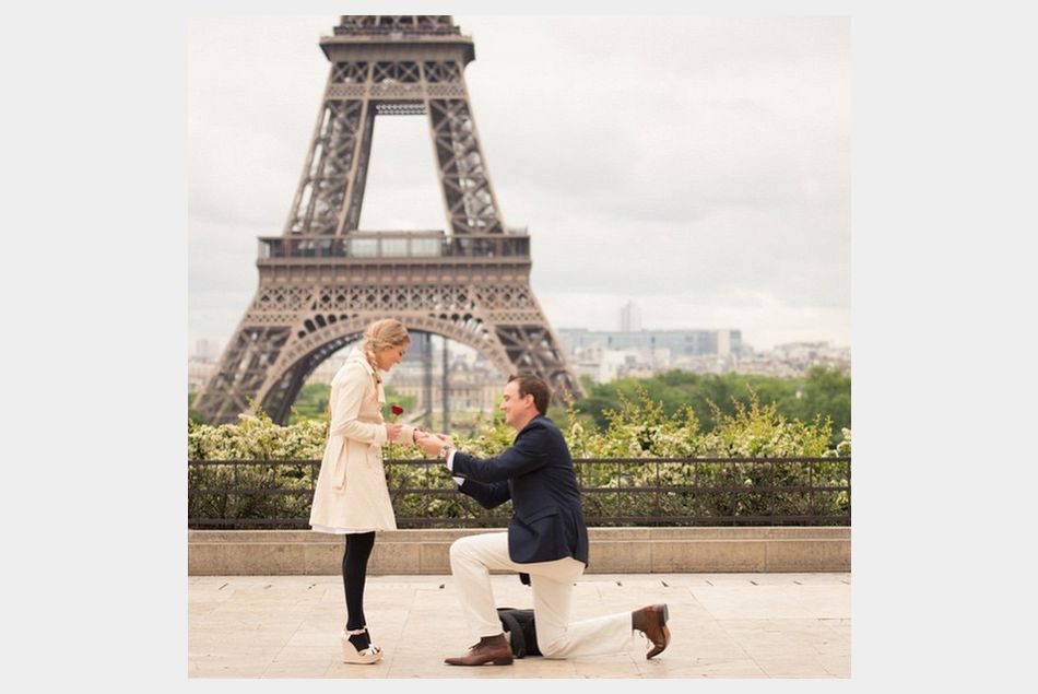 la très romantique Tour Eiffel pour un grand oui.