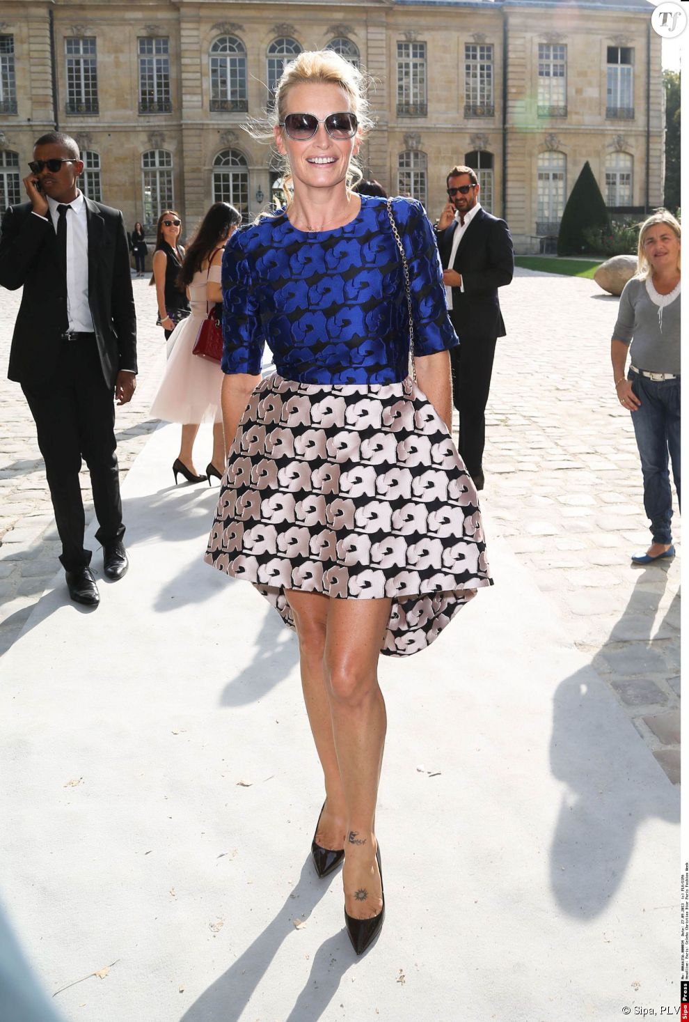 Estelle Lefébure au défilé Christian Dior en 2014.