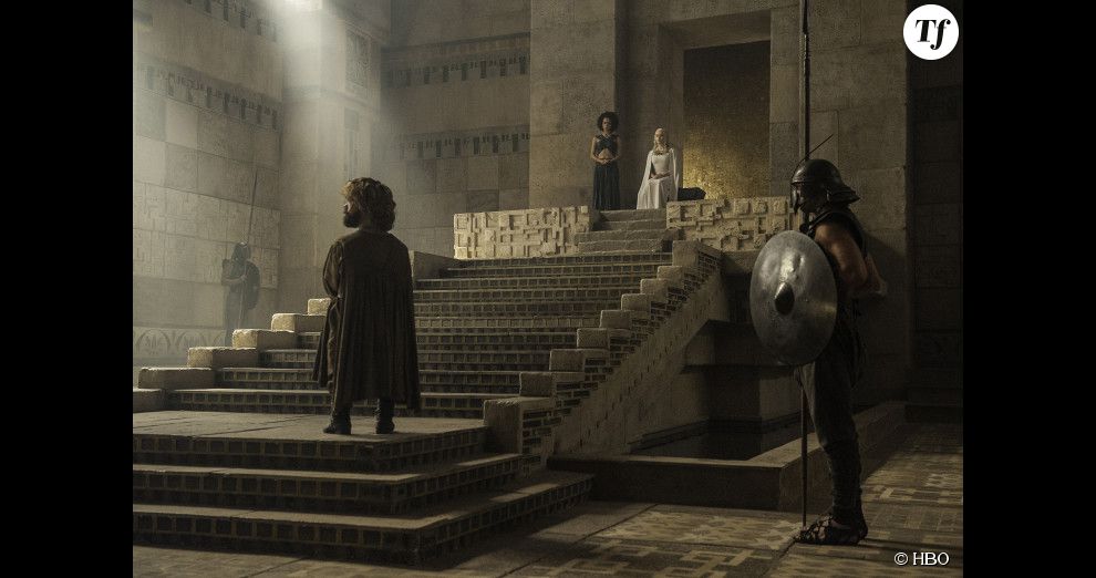 Tyrion face à Daenerys dans l&#039;épisode 8 de la saison 5