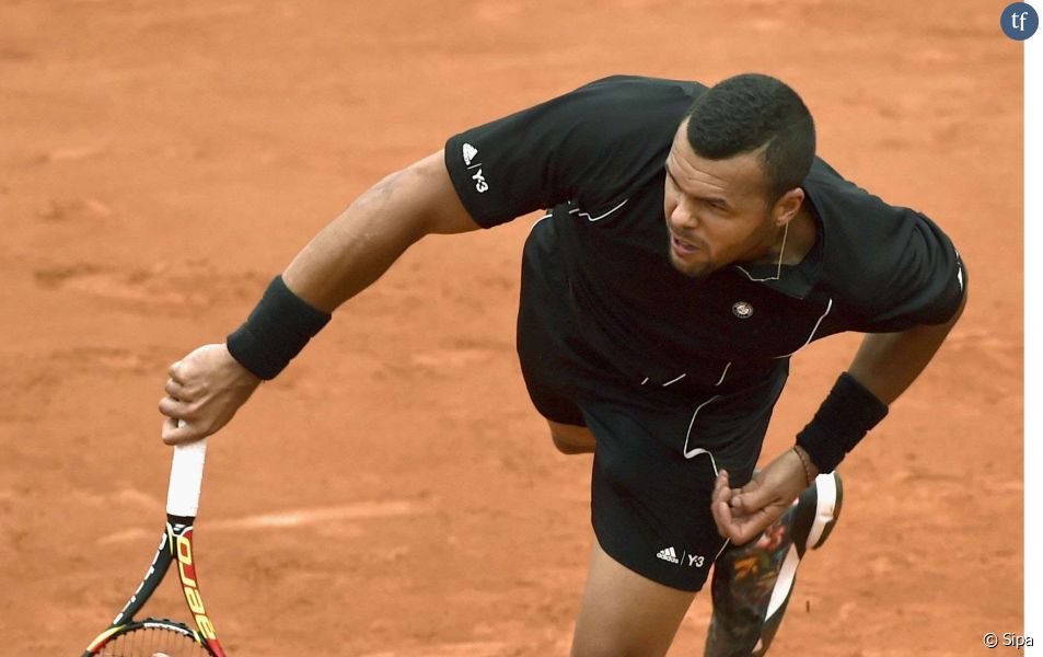 Jo-Wilfried Tsonga défie le finaliste de l'US Open 2014, Nishikori, pour une place en demi-finale à Roland-Garros.