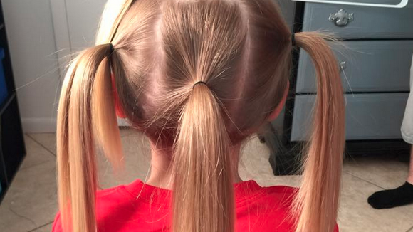 Ce petit garçon a laissé pousser ses cheveux pour les donner aux enfants atteints du cancer