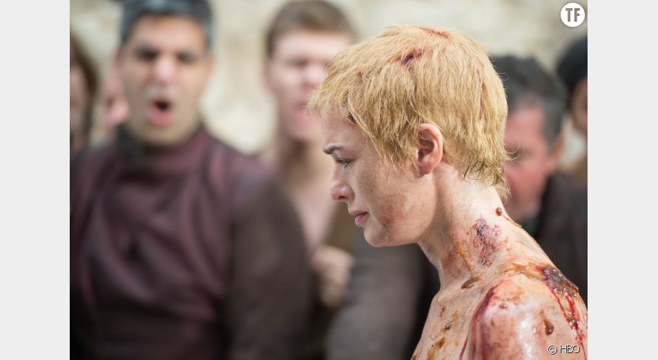 La marche de la honte de Cersei Lannister dans l'épisode 10 saison 5