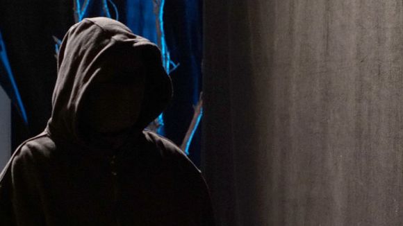 Pretty Little Liars, saison 6 : Charles va-t-il mourir dans le summer finale ?