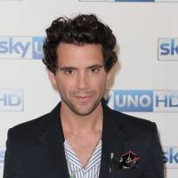 Mika : insulté, il répond (très bien) aux attaques homophobes sur Twitter