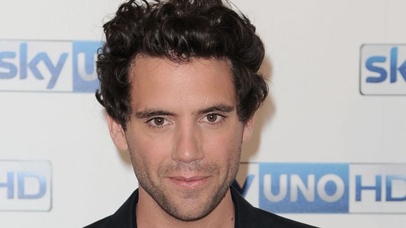 Mika : insulté, il répond (très bien) aux attaques homophobes sur Twitter