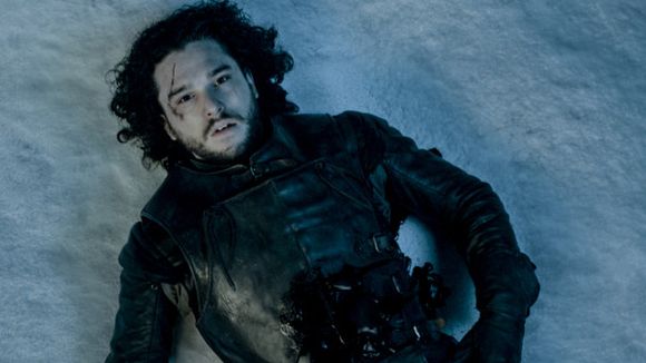 Game of Thrones saison 6 : ces photos du tournage confirment-elles la mort de Jon Snow ?