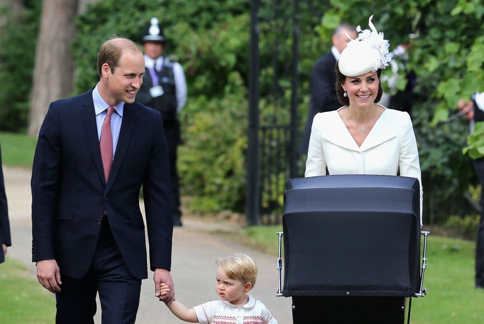 Kate Middleton et le Prince William emmènent leur petite Charlotte en vacances pour la première fois !