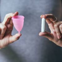 Tampon ou coupe menstruelle ? Pourquoi tant de femmes se posent la question