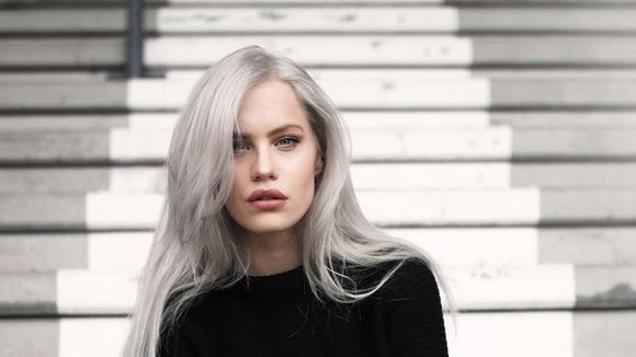 Des fesses trop grosses pour le mannequinat ? Un top suédois pousse un coup de gueule