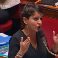 Le soutien-gorge de Najat Vallaud-Belkacem visé dans un article sexiste du "Point"