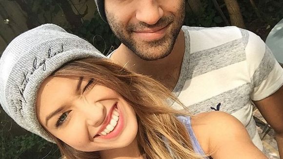 EnjoyPhoenix : toujours en couple avec WaRTeK, elle l'embrasse devant les caméras (vidéo)