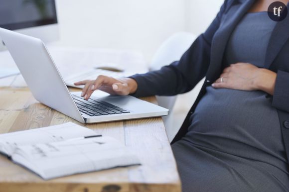 La start-up Domo offre la garde-robe de grossesse à ses salariées enceintes