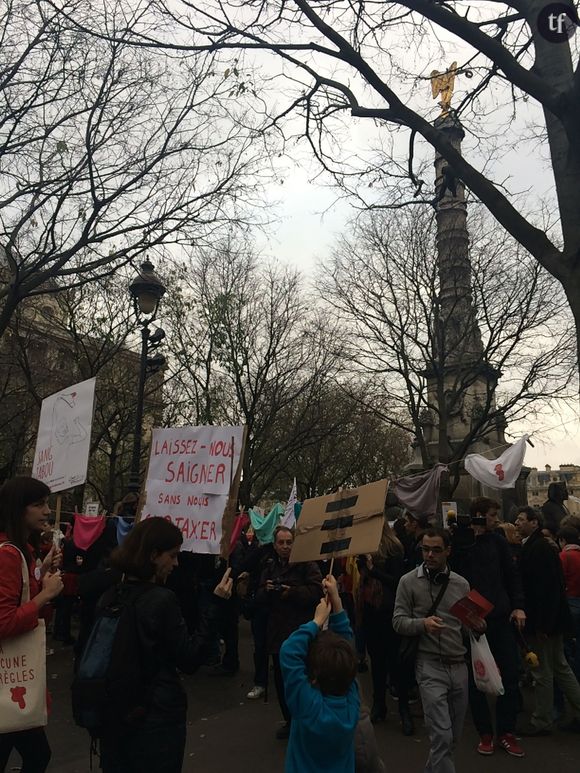 Slogans du rassemblement contre la #TaxeTampon