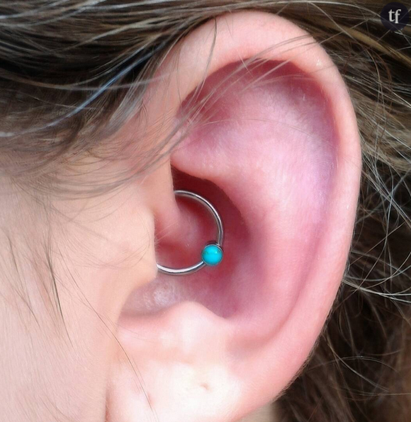 Le "daith piercing", remède miracle contre les migraines ?