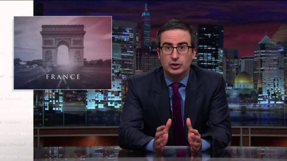 John Oliver : "Ces attentats ont été perpétrés par d'énormes foutus trous du cul !"