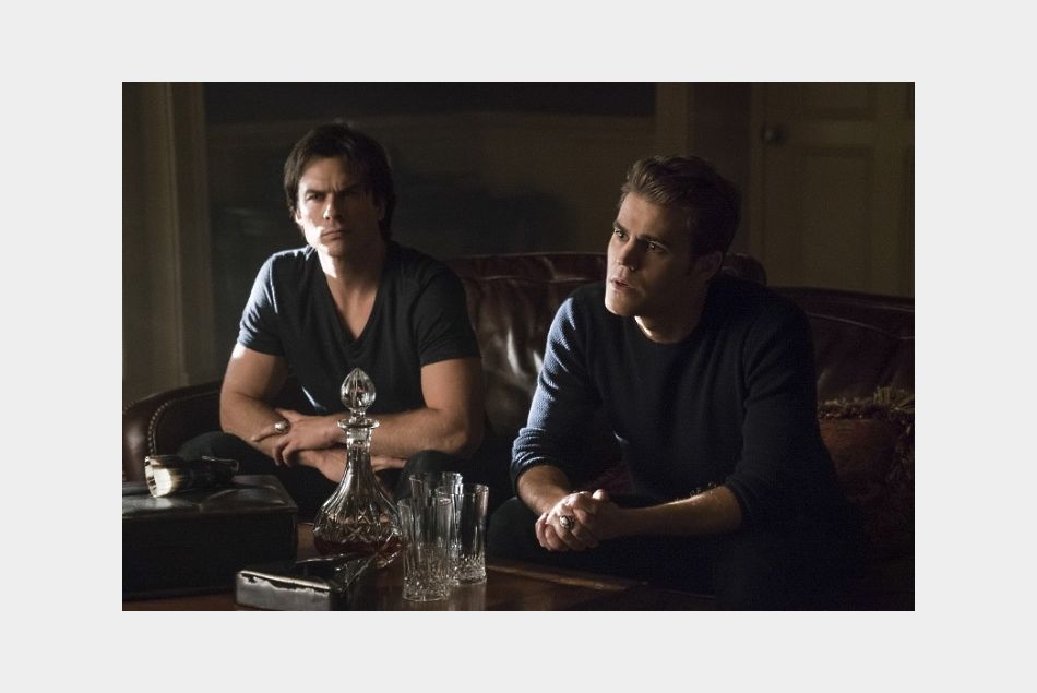 Stefan et Damon dans l'épisode 7 de la saison 7 de Vampire Diaries