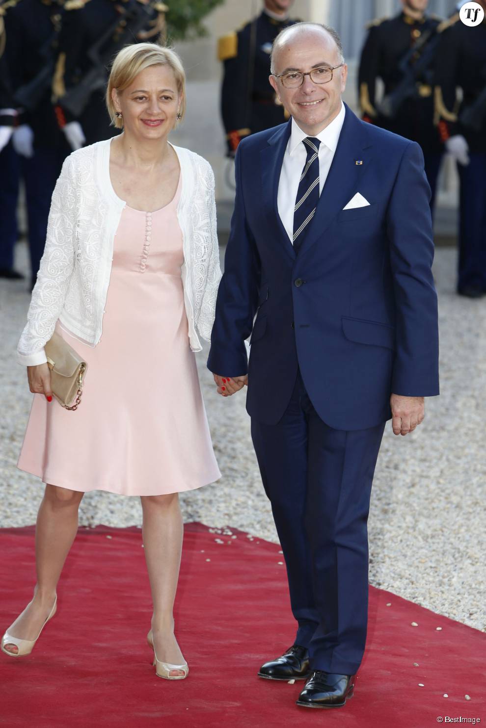   Bernard Cazeneuve et sa femme Véronique - Dîner d&#039;état en l&#039;honneur du couple royal d&#039;Espagne offert par le président de la république au palais de l&#039;Elysée à Paris. Le 2 juin 2015  