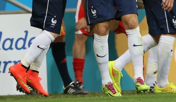 Sextape : Valbuena charge Benzema dans Le Monde pour ne pas avoir "l'air d'une trompette"