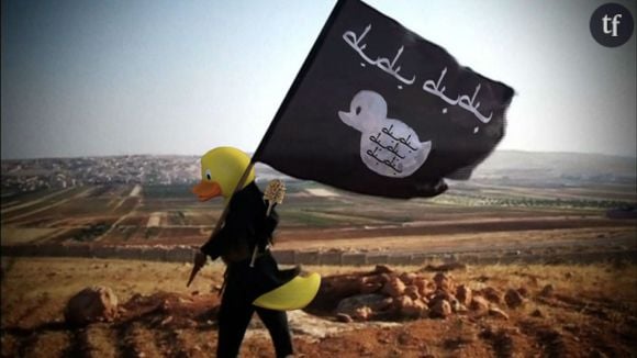 Des terroristes de Daech transformés en canards en plastique