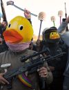  Des terroristes de Daech transformés en canards en plastique 