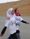 Zainab (à droite) et une partenaire d'entraînement