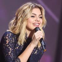 Louane parle de ses parents décédés : "Je sais que là où ils sont, ils pensent à moi"