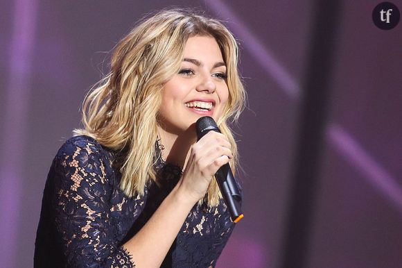 Louane Emera évoque ses parents décédés dans le dernier numéro de Public.