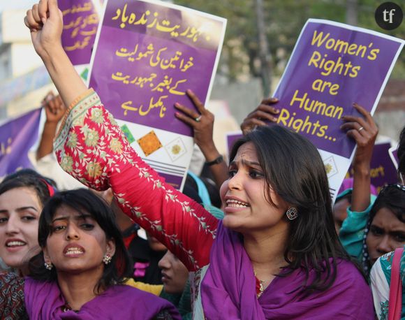Des femmes pakistanaises manifestant contre les violences faites aux femmes à Lahore en septembre 2014