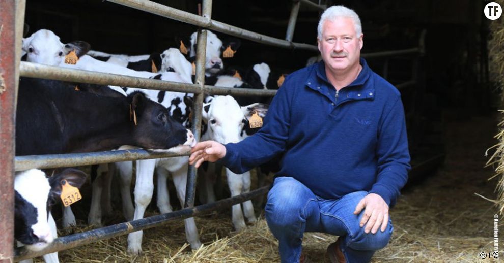  Bernard, 49 ans, divorcé, 2 enfants, éleveur de vaches laitières en Région Nord-Pas-de-Calais 
  
  