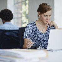 Voilà pourquoi les femmes devraient apprendre à dire "non" au travail