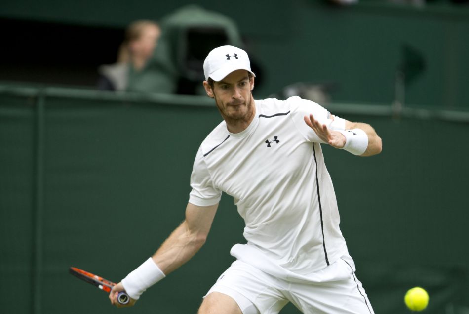 Andy Murray contre Liam Broady lors du tournoi de tennis de Wimbledon à Londres, le 28 juin 2016