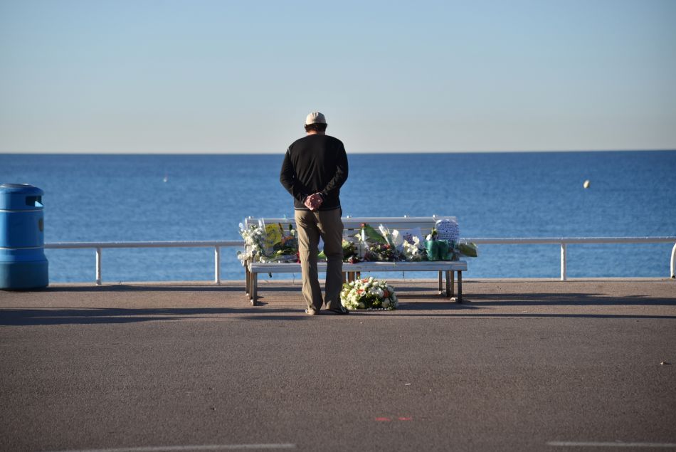 Hommage aux victimes de l'attaque du 14 juillet qui a fait 84 morts à Nice sur la promenade des Anglais à Nice