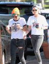 Kristen Stewart se promène avec sa petite amie Alicia Cargile dans les rues de Los Feliz