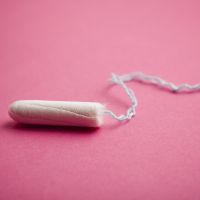 De plus en plus de femmes meurent à cause d'un tampon