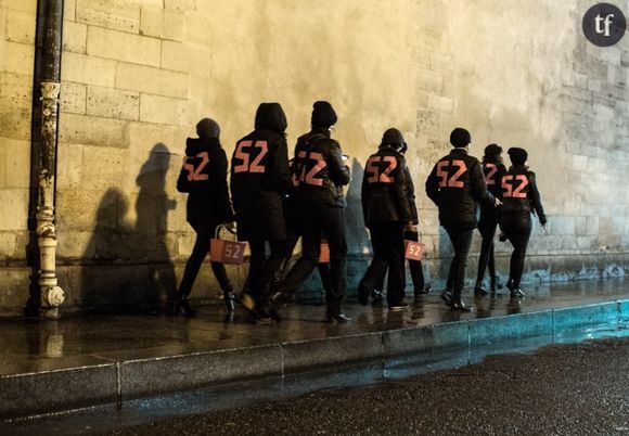 Le collectif féministe 52 en action dans les rues de Paris