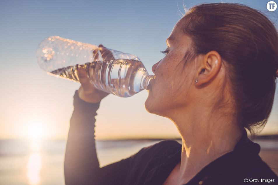 Pourquoi Vous Ne Devriez Jamais Laisser Une Bouteille Deau