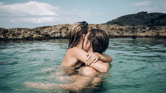 4 façons torrides de faire l'amour dans l'eau