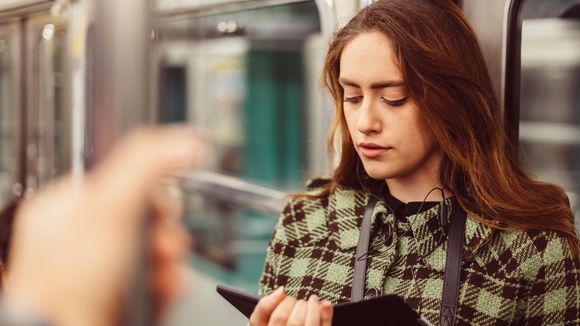 #WagonSansCouillon : elles témoignent des violences sexistes subies dans le métro