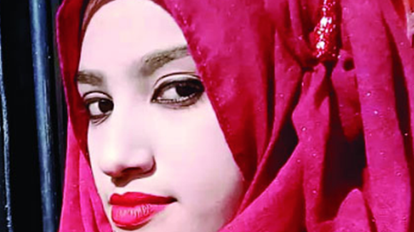 16 personnes condamnées à mort pour le meurtre d'une étudiante brûlée vive au Bangladesh