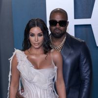 "C'est compliqué et douloureux" : Kim Kardashian aborde la bipolarité de Kanye West