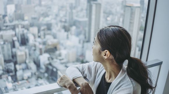 Pourquoi le taux de suicides de femmes bondit au Japon