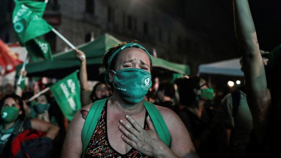 L'Argentine légalise l'avortement après le vote du Sénat