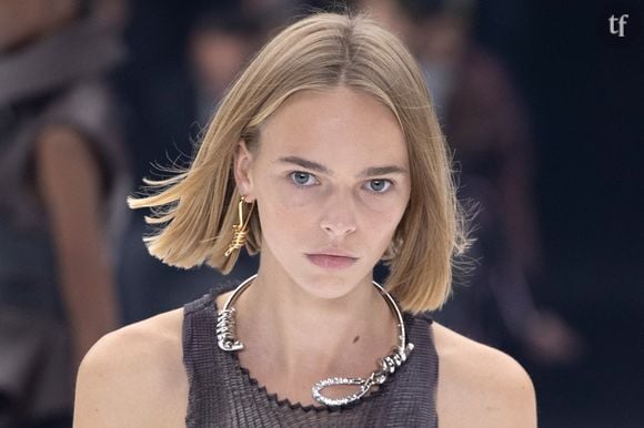 Givenchy crée un tollé avec son collier façon noeud coulant