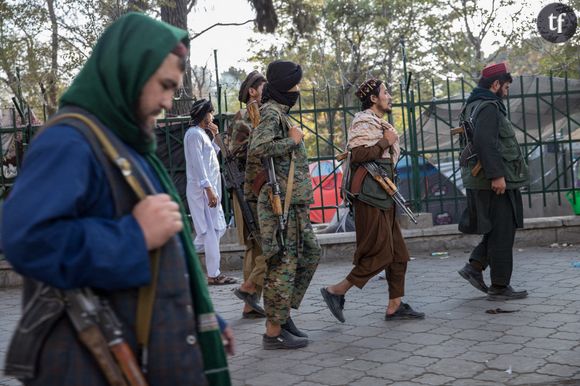 Groupe de talibans à Kaboul le 24 septembre 2021
