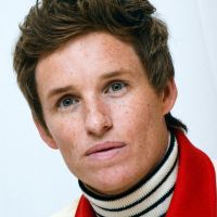 "C'était une erreur" : Eddie Redmayne regrette d'avoir joué une femme trans